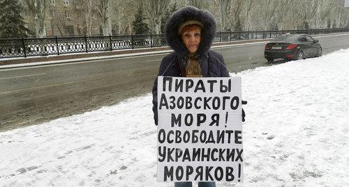 Galina Tikhenko holds solo picket in Volgograd. Photo by Tatiana Filimonova for the Caucasian Knot