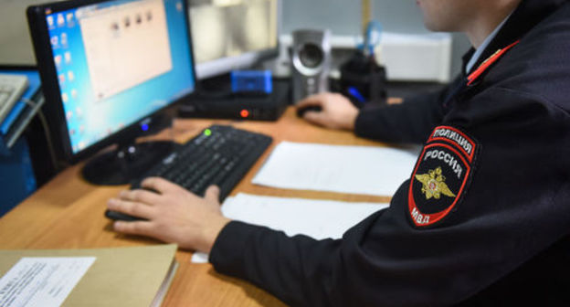 Policeman. Photo: Elena Sineok, Yuga.ru