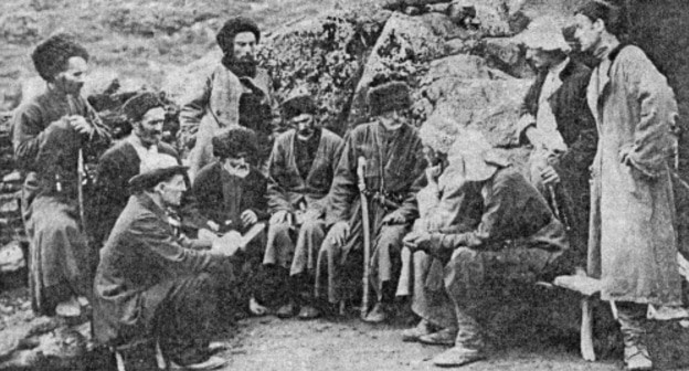 Ossetian elders. Photo: pub/wikimedia/images/wikipedia/os/2/26/Edis.jpg