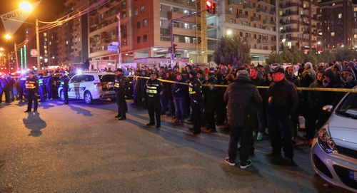 Police cordoning off explosion site, Tbilisi, January 16, 2019. Photo: © Sputnik / STRINGERЧитать далее: https://sputnik-georgia.ru/reviews/20190117/243953425/Samye-krupnye-sluchai-vzryva-bytovogo-gaza-v-mire.html