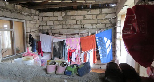 An unfinished house of the refugees in Stepanakert. Nagorno-Karabakh, February 27, 2019. Photo by Alvard Grigoryan for the "Caucasian Knot"