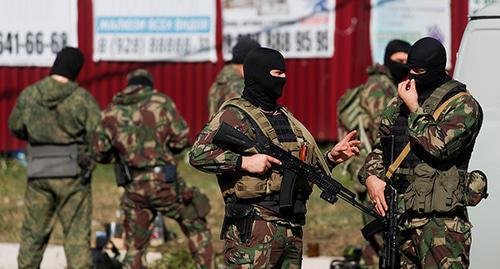 Law enforcers. Photo: REUTERS/Maxim Shemetov