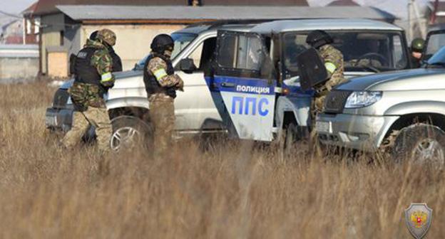 Law enforcers. Photo by the press service of the National Antiterrorist Committee (NAC) http://nac.gov.ru