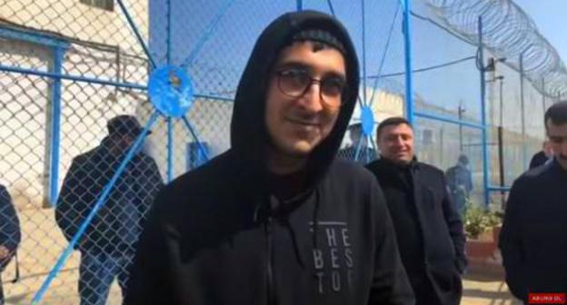 Bairam Mamedov after pardoning. Photo: screenshot of the video by MeydanTV on Youtube https://www.youtube.com/watch?v=SLRlTINa17c