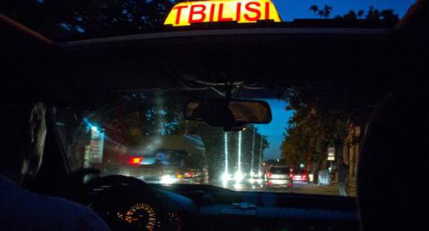 Taxi in Tbilisi. Photo: Nicolai Cosedis Andersen https://www.flickr.com/