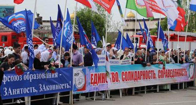 A demonstration on May 1, 2019 in Grozny. Photo by the press service of the Government of the Chechen Republic http://chechnya.gov.ru/page.php?r=126&amp;id=22367