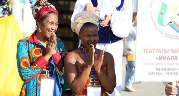 Artists from South Africa at the opening of the festival in Makhachkala. Photo by the press service of the Dagestani Ministry of Culture 