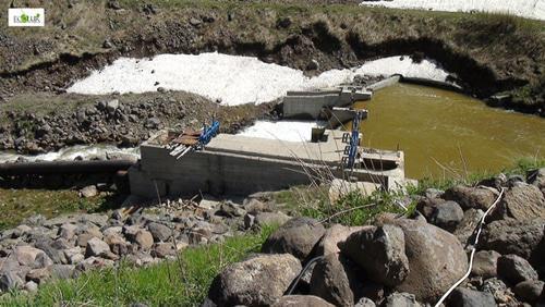 A small hydropower plants (HPP) built on the Gegarot River. Photo by Samvel Pipoyan https://www.ecolur.org/ru/news/energy/vgegharotv-small-hpp-monitoring-results-photos/7521/