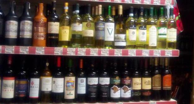 Alcohol products in supermarket. Photo by Nina Tumanova for the Caucasian Knot