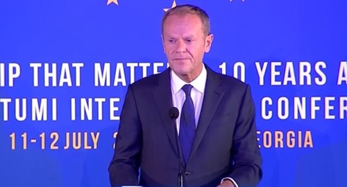 Donald Tusk in Batumi on June 11, 2019. Photo: screenshot of the video by the "Echo of the Caucasus" https://www.youtube.com/watch?v=J-oPUOzd6ZE