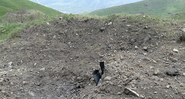 Traces from shelling, Nagorno-Karabakh. Photo by Alvard Grigoryan for the Caucasian Knot