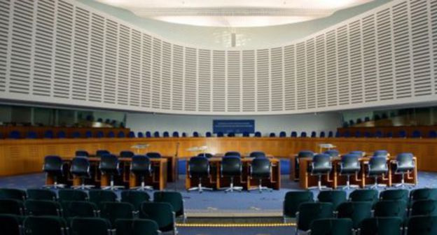 ECtHR convention hall. Photo: CherryX, https://commons.wikimedia.org/w/index.php?curid=21931152