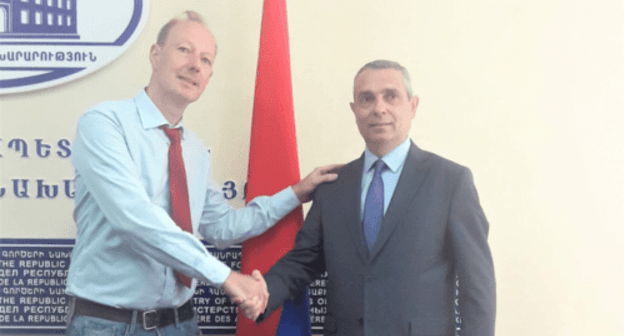 Martin Sonneborn, a member of the European Parliament (on the left), and Masis Mailyan, Foreign Minister of Nagorno-Karabakh, on August 27, 2019. Photo by the European Armenian Federation for Justice and Democracy (EAFJD), https://twitter.com/eafjd/status/1166354384273465344