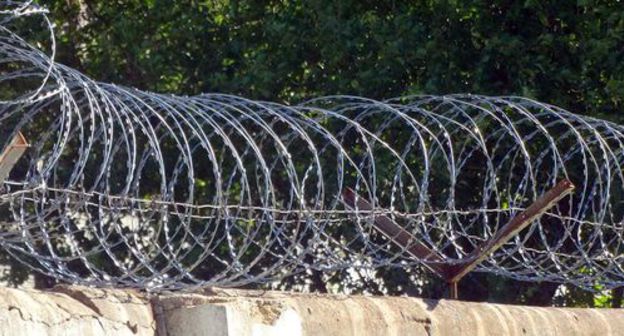 Barbed wire. Photo by Nina Tumanova for the "Caucasian Knot"