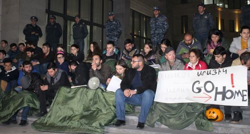 Participants of the protest action of students and university teachers in Yerevan. Photo by Tigran Petrosyan for the "Caucasian Knot"