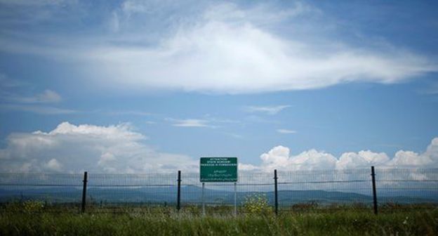 The border between Georgia and South Ossetia. Photo: REUTERS/David Mdzinarishvili