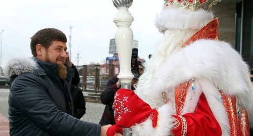 Ramzan Kadyrov (on the left) and Father Frost (Russian Santa Claus). Photo © Lom-Ali Lorsanov/Grozny Inform news agency