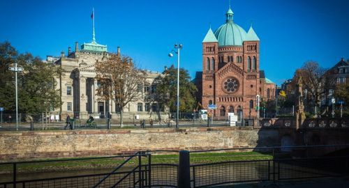 The Palais de Justice of Strasbourg. Photo by Claude TRUONG-NGOC, https://commons.wikimedia.org/w/index.php?curid=29457504