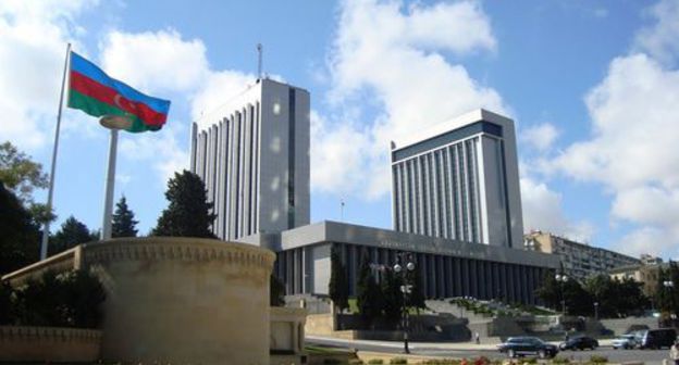 Parliament of Azerbaijan. Photo: press service of Meydan.TV https://www.meydan.tv/ru/article/milli-meclis-prezidentin-etiraz-etdiyi-deyisikliyi-legv-etdi/