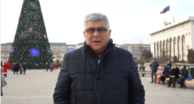 Arslan Dydymov, manager of the square reconstruction project in Makhachkala. Screenshot of Dydymov's statement on the reconstruction of the central square of Makhachkala, https://www.instagram.com/tv/B63vyF2gdez/?utm_source=ig_embed.