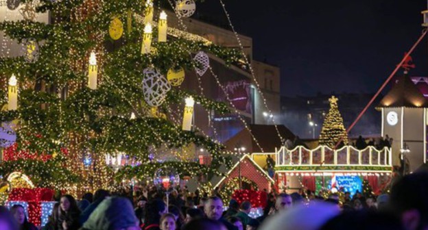 New Year Tree in Tbilisi. Photo: press service of the Tbilisi Mayoralty, http://www.tbilisi.gov.ge