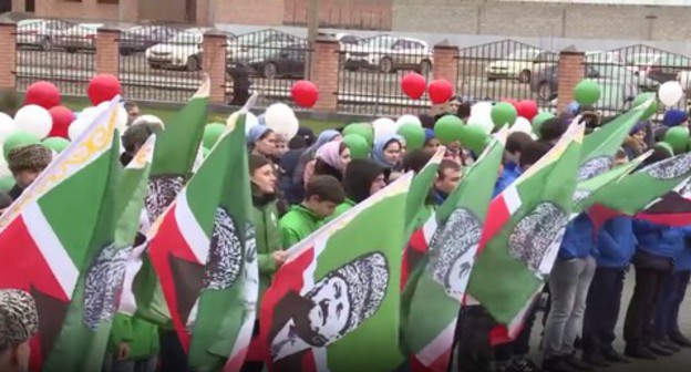 Screenshot of the video of the opening a new school built in Shelkovskaya on January 10, 2020 https://www.instagram.com/p/B7JQXGlFZCu/