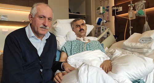 Mekhman Aliev and Ogtai Gyulyalyev in an Istanbul clinic, January 29, 2020. Photo by Mekhman Aliev for the Caucasian Knot