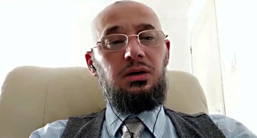 Imran Aliev. Screenshot from video posted at YouTube Channel "KYFiK OLEG - PRIME-SHOW" https://www.youtube.com/channel/UCNfz5rSvhXDkZO9ZJjNpmlw