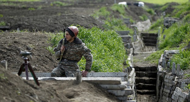 At the contact line in Nagorno-Karabakh. Photo: REUTERS/Staff