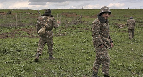 At the contact line in Nagorno-Karabakh. Photo: REUTERS/Vahan Stepanyan