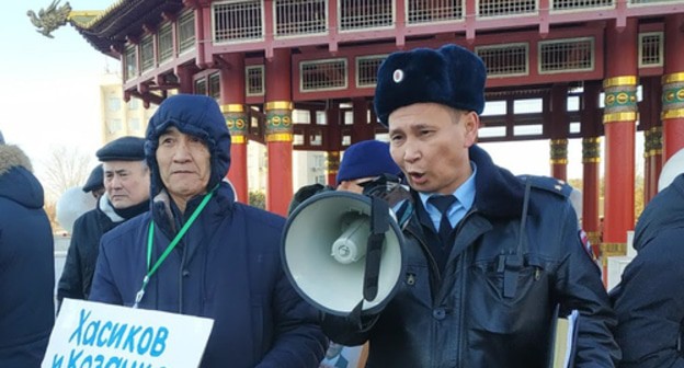 Participants of a rally in Elista. Photo by Badma Byurchiev for the Caucasian Knot