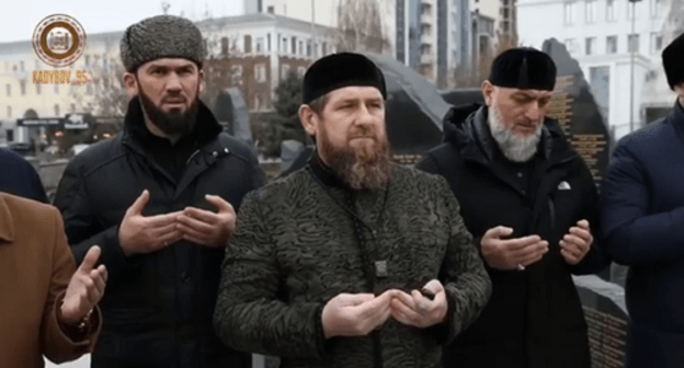 Ramzan Kadyrov and Magomed Daudov at the mourning rally on February 23, 2020. Screenshot of the video on Instagram https://www.instagram.com/p/B86iC4Do2CN/