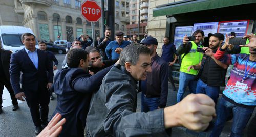 The detention of Ali Kerimli. Photo by Aziz Karimov for the "Caucasian Knot"