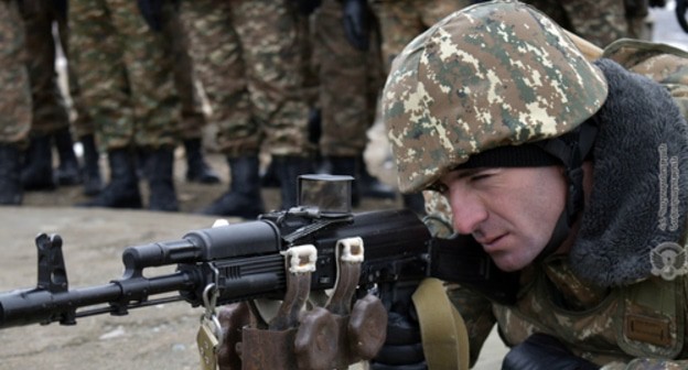 Soldier of the Armenian Army. Photo: press service of the Ministry of Defence of Armenia, http://www.mil.am/hy/news/7508