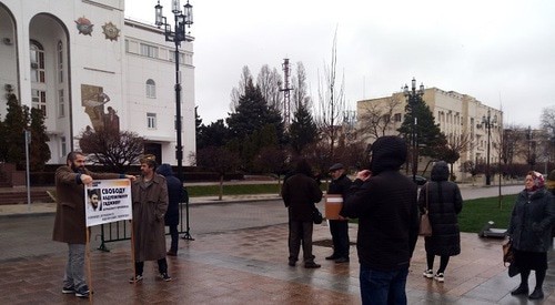 Joint action of supporters of Abdulmumin Gadjiev and Murtazali Gasanguseinov in Makhachkala, March 16, 2020. Photo by Rasul Magomedov for the Caucasian Knot