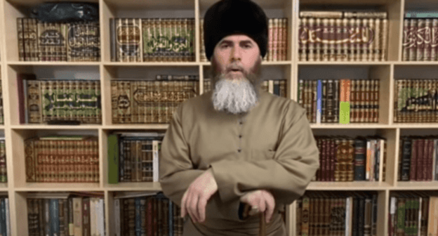 Screenshot from a video appeal from Chechen Mufti Salakh Mezhiev about the resumption of Friday prayers in Chechen mosques, https://youtu.be/5ZnrzShB0Sc