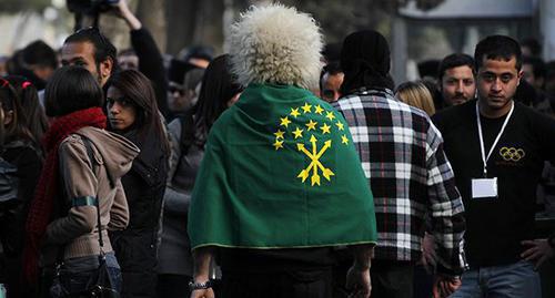 Circassian flag. Photo: REUTERS/Muhammad Hamed