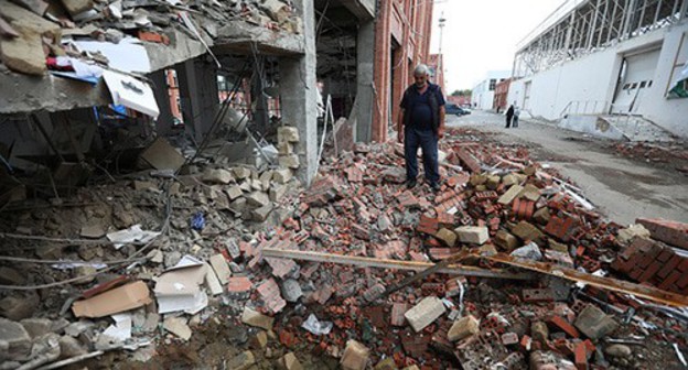 A destroyed residential house in the city of Gandja, October 2020. Photo: REUTERS/Aziz Karimov