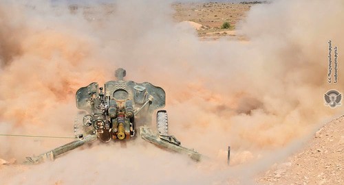 Canon fire. Photo: press office of the MoD of Armenia