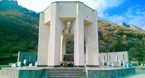 Memorial to the deported Karachays. Photo by the press service of the  Sakharov Center https://www.sakharov-center.ru/asfcd/pam/?id=1021&amp;t=pam