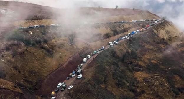 Armenians leaving the Karvachar District. Photo by Alvard Grigoryan for the Caucasian Knot