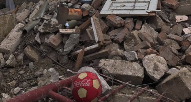 A house destroyed by shelling at night. Stepanakert, November 6, 2020. Photo by Alvard Grigoryan for the "Caucasian Knot"