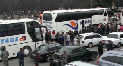 Refugees in Stepanakert. Photo: press service of the Ministry of Defence of Russia, http://mil.ru/russian_peacekeeping_forces/news/more.htm?id=12329168@egNews