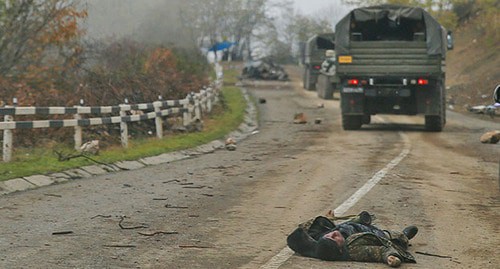 A dead man in military uniform during the hostilities in Nagorno-Karabakh. November 2020. Photo: REUTERS/Stringer