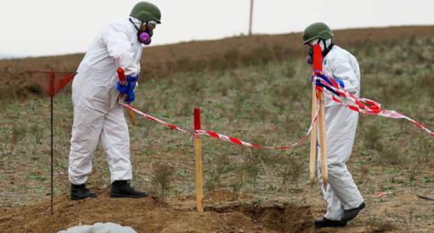 Sappers working on demining operations. Nagorno-Karabakh, November 20, 2020. Photo by Aziz Karimov for the "Caucasian Knot" 