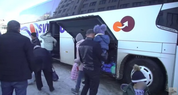 Refugees in Stepanakert. Screenshot: https://www.youtube.com/watch?v=3FTLA7A6gyk