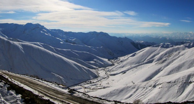 The road over the Kelbadjar pass. January 8, 2021. Photo by Aziz Karimov for the "Caucasian Knot"