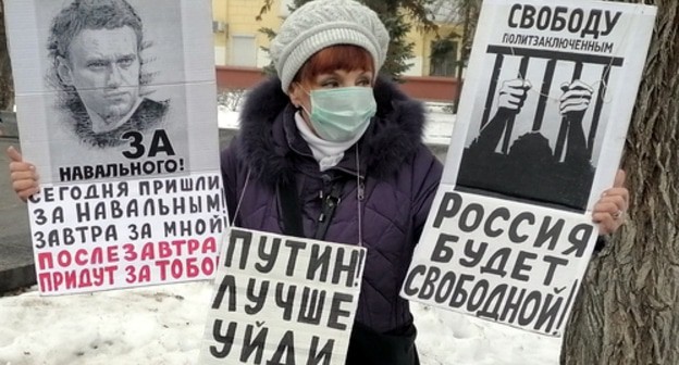 Activist Galina Tikhenko was detained at a rally in support of Alexei Navalny in Volgograd on January 31, 2021. Photo by Tatyana Filimonova for the "Caucasian Knot".