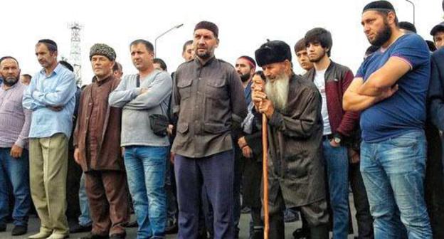 Participants of protests in Ingushetia, Magas, October 2018. Photo by Umar Yovloi for the Caucasian Knot