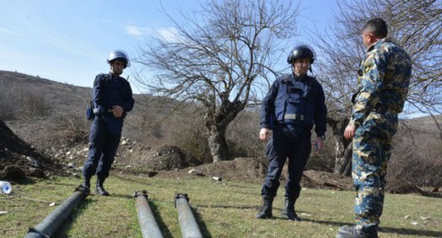 Search for perished militaries in Nagorno-Karabakh. Photo by the press service of the Nagorno-Karabakh's State Emergency Service https://www.facebook.com/RescueServiceOfTheNKR/photos/a.1527615660606237/4088398617861249/